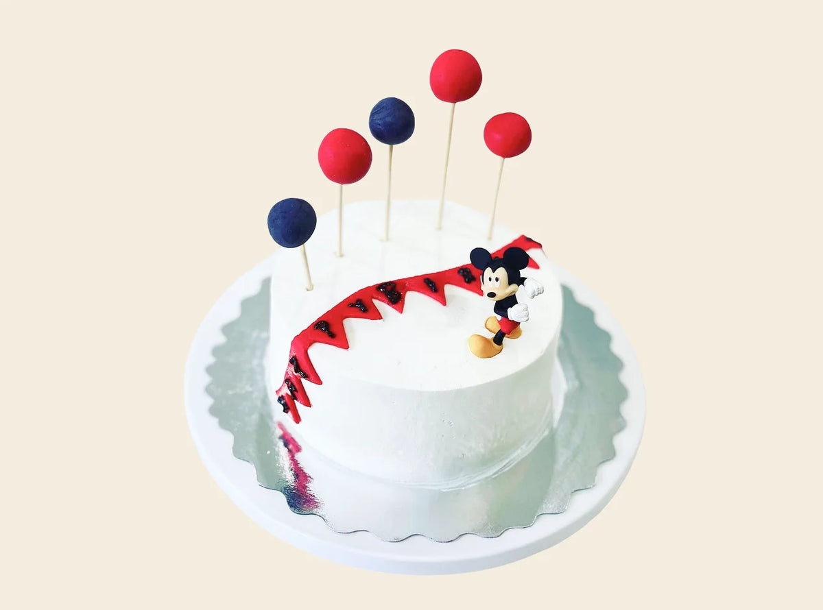 Mickey Mouse Fondant Cake