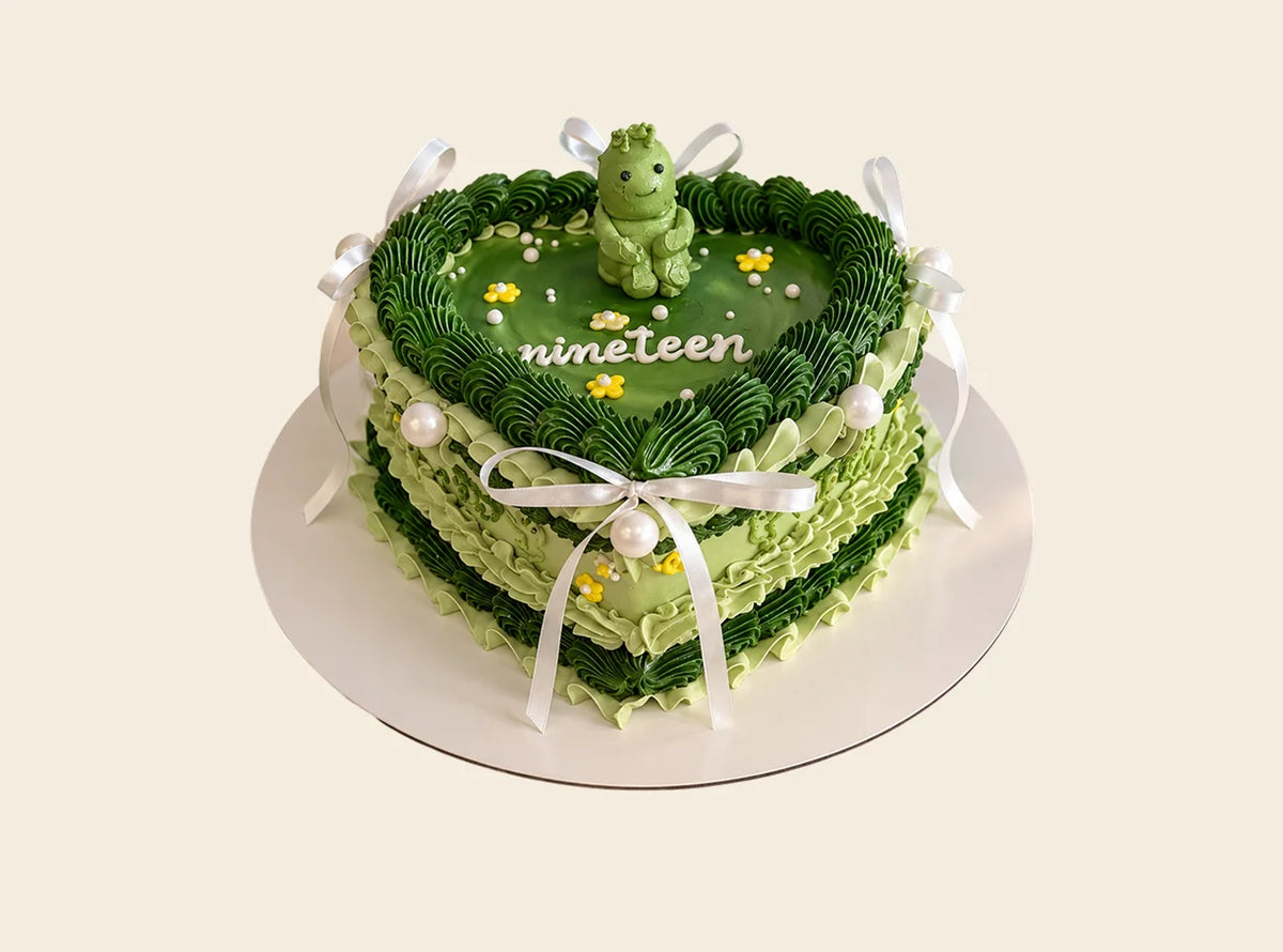 Green Vintage Heart Ribbon Cake
