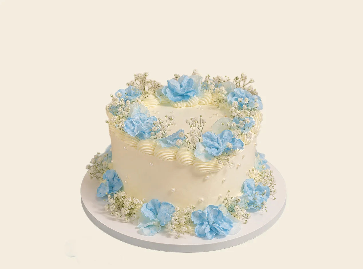 Blue Floral Heart Cake