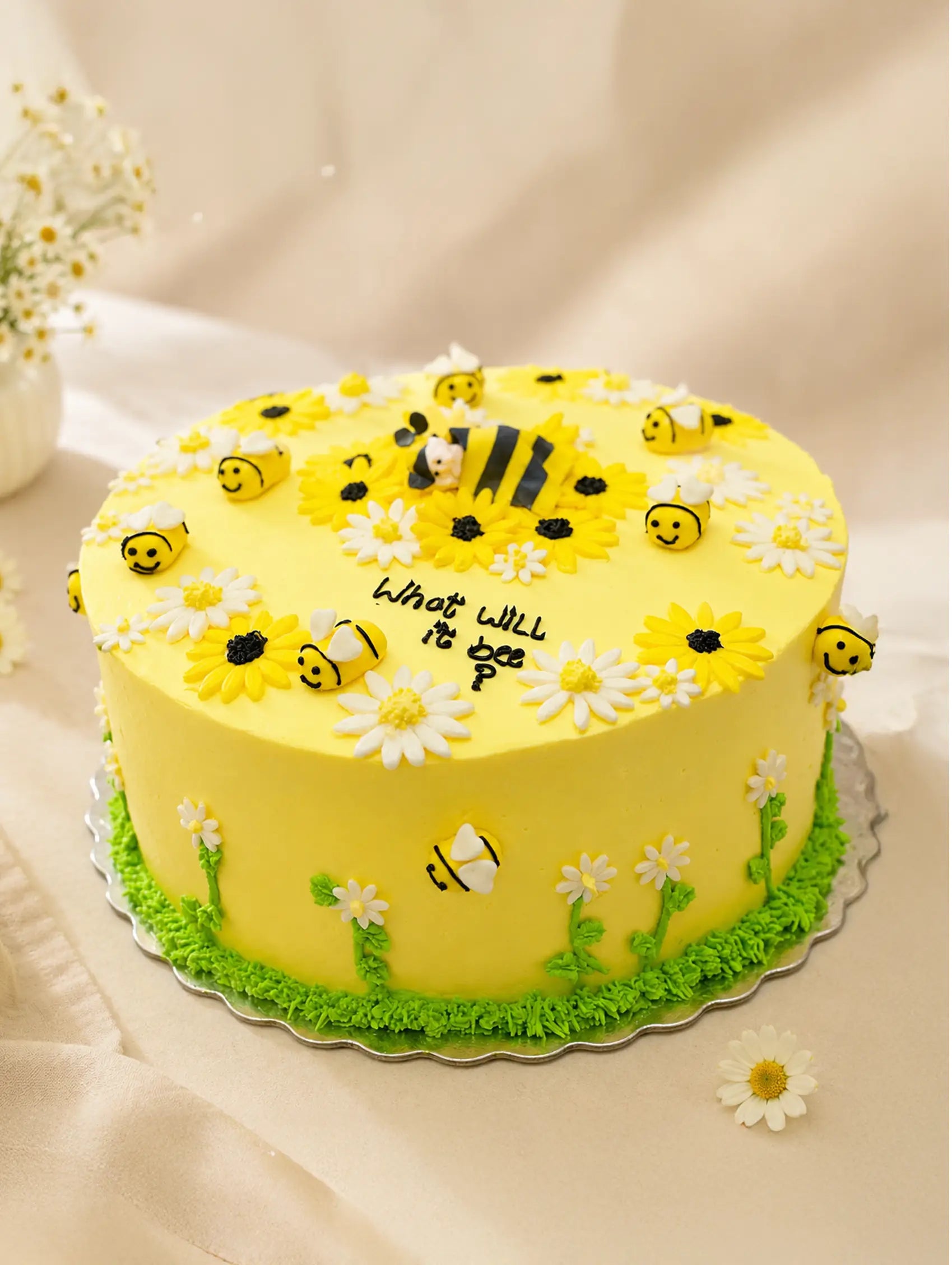 Custom Honey Bee Theme Cake in Brampton and GTA